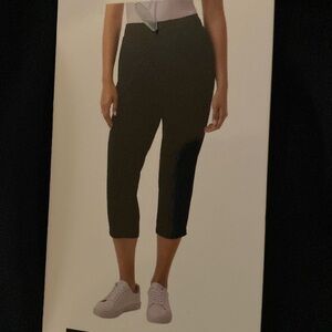 32 Degrees Cool Women’s Capris NWT, Medium,  Black